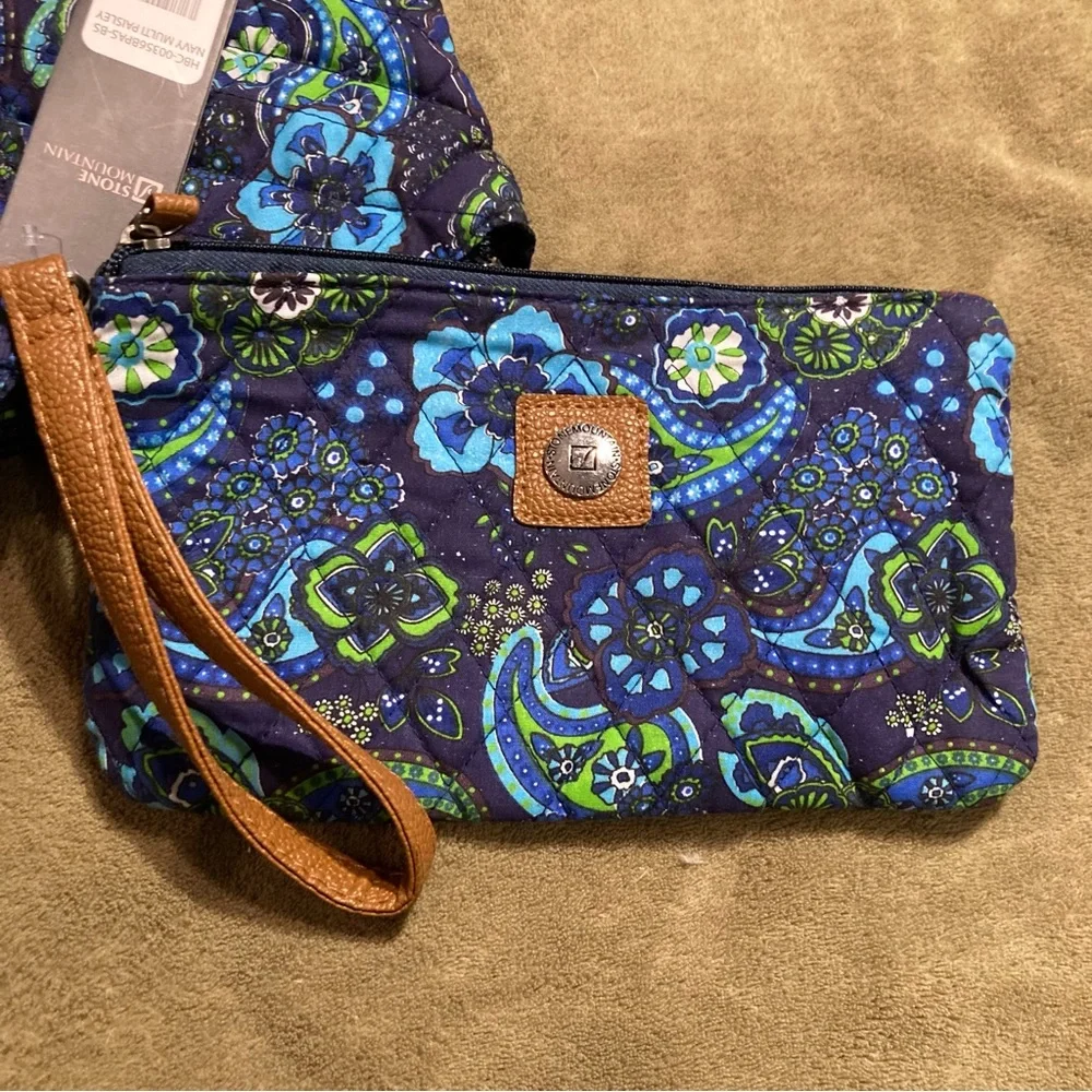 NWT Stone Mountain Paisley Shoulder Tote Bag Purse & Wristlet Blue